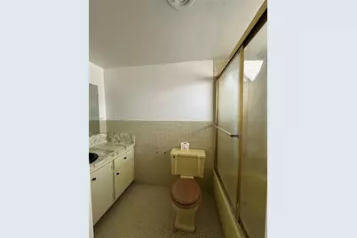 19001 NE 14th Ave #121, Miami, FL 33179 - Photo 5