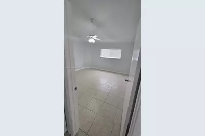3409 NW 44th St #201, Oakland Park, FL 33309 - Photo 9