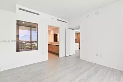 2411 Laguna Circle #1107, North Miami, FL 33181 - Photo 9