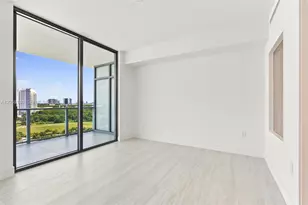 2411 Laguna Cir, North Miami, FL 33181 - Photo 7