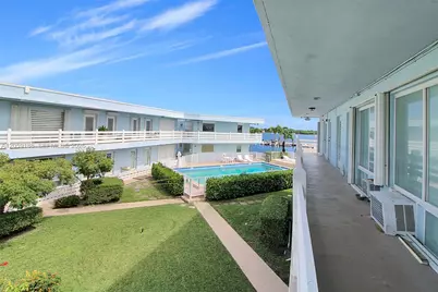 2700 NE 135th St #12, North Miami, FL 33181 - Photo 31