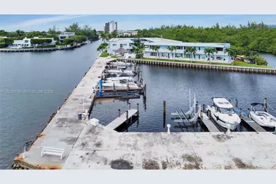 2700 NE 135th St #12, North Miami, FL 33181 - Photo 21
