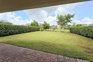 1344 Wandering Willow Wy, Loxahatchee, FL 33470 - Photo 37