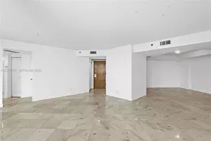 20185 E Country Club Dr, Aventura, FL 33180 - Photo 5