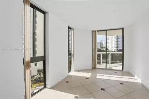 20185 E Country Club Dr, Aventura, FL 33180 - Photo 17