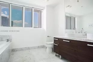 244 Biscayne Blvd, Miami, FL 33132 - Photo 21