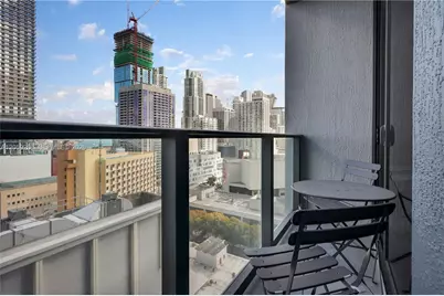 121 NE 5th St #1800, Miami, FL 33132 - Photo 9