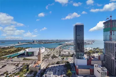 121 NE 5th St #1800, Miami, FL 33132 - Photo 11