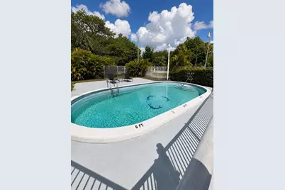 500 E Country Club Cir #7, Plantation, FL 4053 - Photo 13