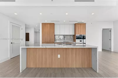 2411 Laguna Circle #2011, North Miami, FL 33181 - Photo 9