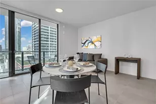 121 NE 5th St, Miami, FL 33132 - Photo 7