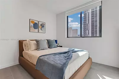 121 NE 5th St #1808, Miami, FL 33132 - Photo 3