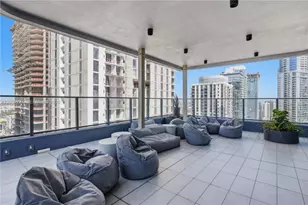 121 NE 5th St, Miami, FL 33132 - Photo 31