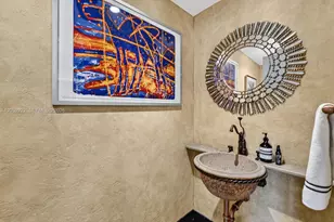 1455 Ocean Dr, Miami Beach, FL 33139 - Photo 25