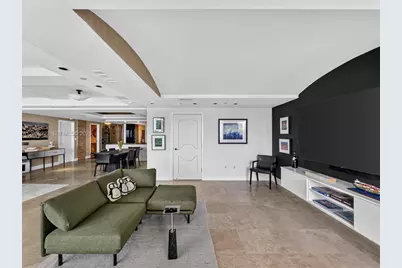 1455 Ocean Dr #704, Miami Beach, FL 33139 - Photo 5