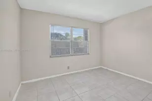 12800 SW 7th Ct, Pembroke Pines, FL 33027 - Photo 21