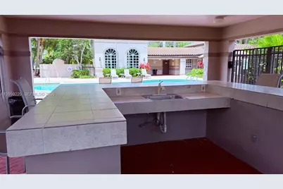 9933 Nob Hill Ln #9933, Sunrise, FL 33351 - Photo 25