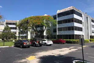 10852 N Kendall Dr, Miami, FL 33176 - Photo 9