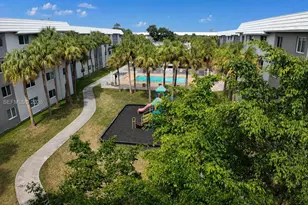10820 SW 196th St, Cutler Bay, FL 33157 - Photo 7