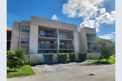 10985 SW 107th St #110, Miami, FL 33176 - Photo 1
