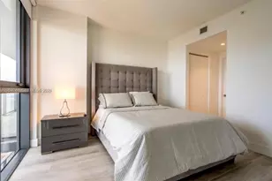 121 NE 34th St, Miami, FL 33137 - Photo 5