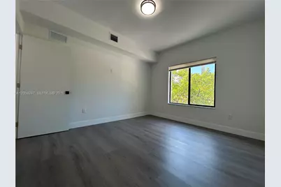 638 SW 21st Ave #4, Miami, FL 33135 - Photo 11