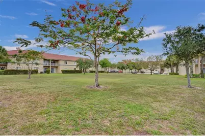 1169 Golden Lakes Blvd #1123, West Palm Beach, FL 33411 - Photo 17