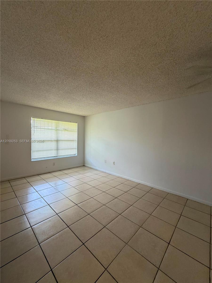 291 NW 177th St #C-117 - 291 NW 177th St #C-117, Miami Gardens, FL 33169 Luxury Property | Jose Angel Pina