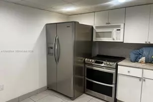 555 NE 15th St, Miami, FL 33132 - Photo 7