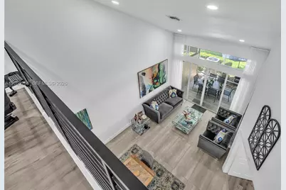 4983 W Madison Lakes Cir W, Davie, FL 33328 - Photo 13