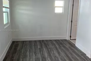 1999 NW 2nd St, Miami, FL 33125 - Photo 11