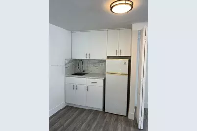 1999 NW 2nd St #2, Miami, FL 33125 - Photo 7