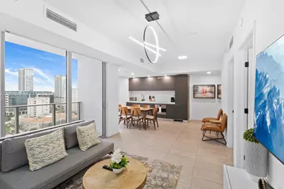 227 NE 2nd St #2202, Miami, FL 33132 - Photo 1