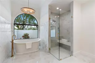 17892 Hampshire Ln, Boca Raton, FL 33498 - Photo 5