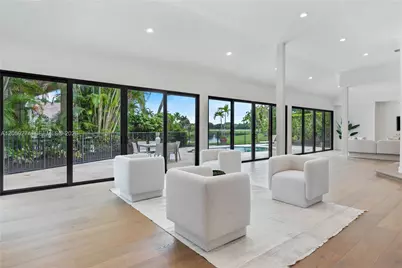 17892 Hampshire Ln, Boca Raton, FL 33498 - Photo 19