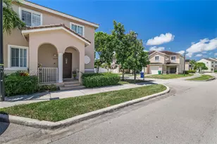 14319 SW 274th Way, Homestead, FL 33032 - Photo 3