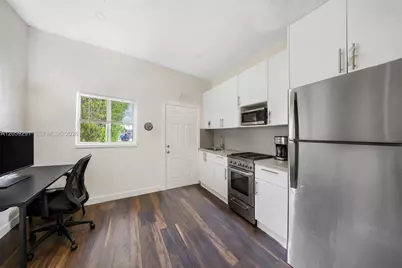 2420 NW 34th St, Miami, FL 33142 - Photo 3