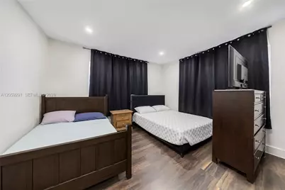 2420 NW 34th St, Miami, FL 33142 - Photo 27