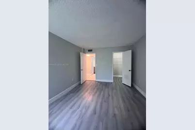 8870 Fontainebleau Blvd #309, Miami, FL 33172 - Photo 15