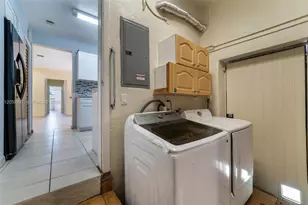12210 NW 10th Ave, North Miami, FL 33168 - Photo 9