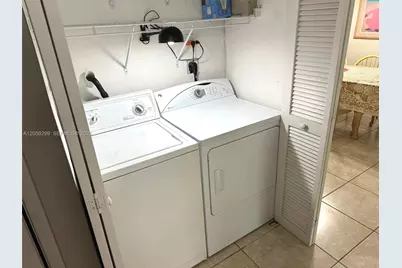 7400 Miami Lakes Dr #D206, Miami Lakes, FL 33014 - Photo 9