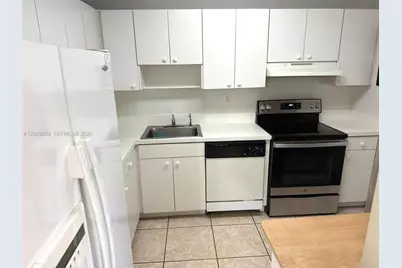 7400 Miami Lakes Dr #D206, Miami Lakes, FL 33014 - Photo 7