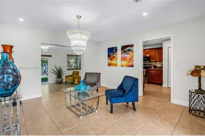 232 SW 102nd Ave, Sweetwater, FL 33174 - Photo 11