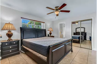 232 SW 102nd Ave, Sweetwater, FL 33174 - Photo 29