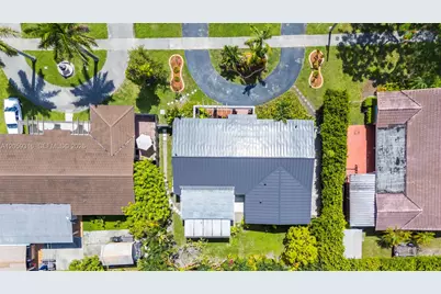 232 SW 102nd Ave, Sweetwater, FL 33174 - Photo 47