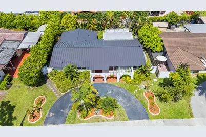 232 SW 102nd Ave, Sweetwater, FL 33174 - Photo 1