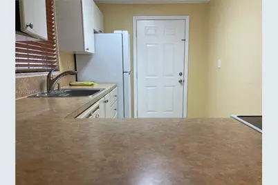 8600 SW 109th Ave #4-220, Miami, FL 33173 - Photo 3