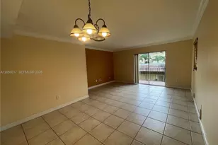 8600 SW 109th Ave, Miami, FL 33173 - Photo 15