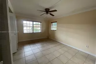 8600 SW 109th Ave, Miami, FL 33173 - Photo 7