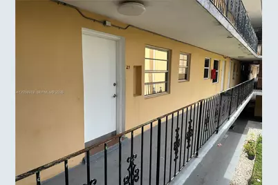 3855 SW 79th Ave #27, Miami, FL 33155 - Photo 3